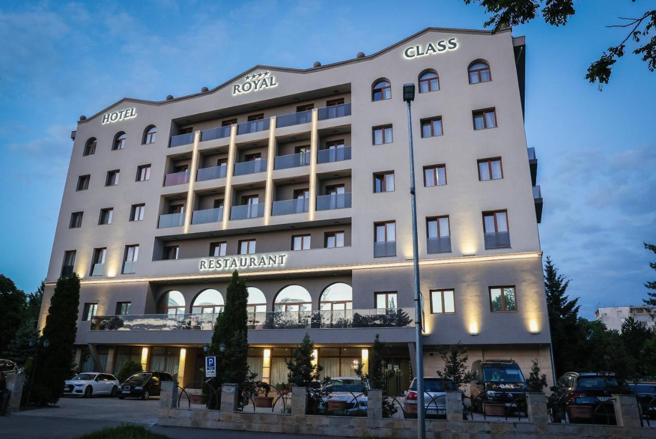 קלוז'-נאפוקה Royal Class Hotel מראה חיצוני תמונה