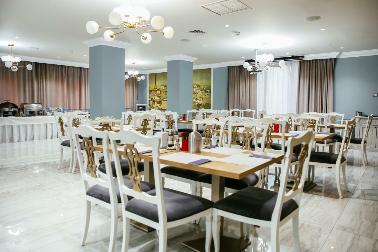 קלוז'-נאפוקה Royal Class Hotel מראה חיצוני תמונה